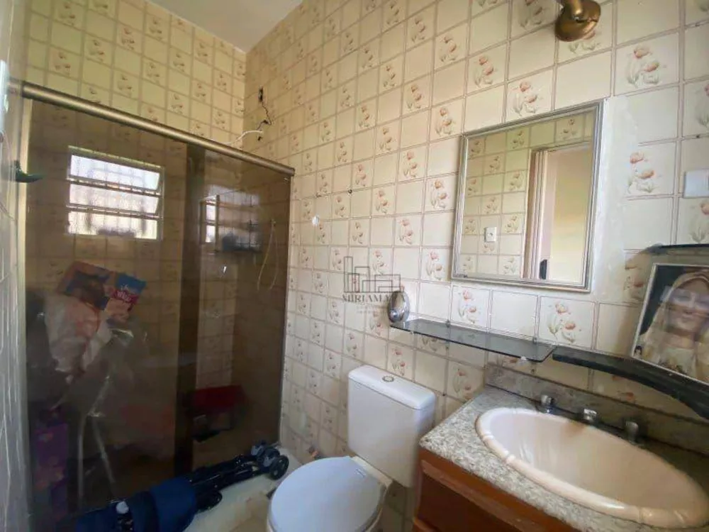 Casa, 6 quartos, 248 m² - Foto 11