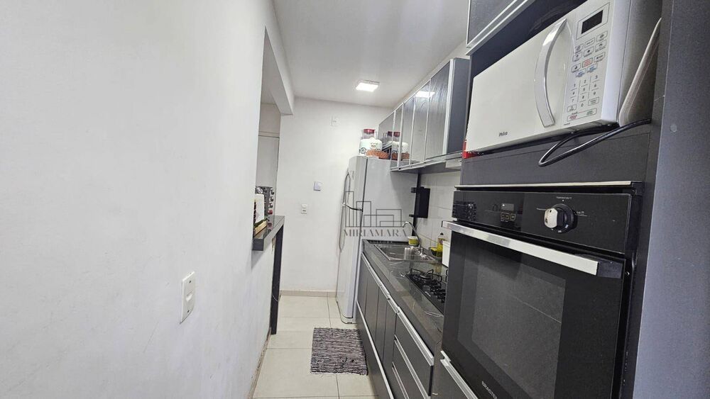 Apartamento à venda com 2 quartos, 51m² - Foto 3