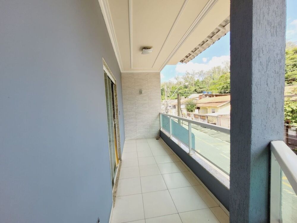 Casa à venda com 4 quartos, 226M2 - Foto 3