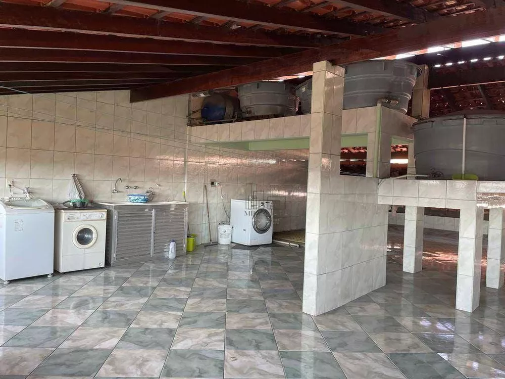 Casa, 6 quartos, 602 m² - Foto 3