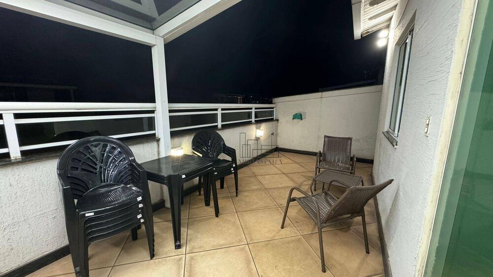 Cobertura à venda com 3 quartos, 214m² - Foto 9
