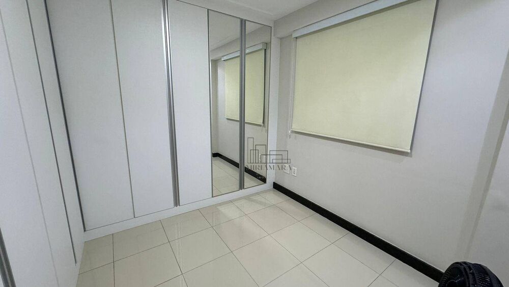 Cobertura à venda com 3 quartos, 214m² - Foto 1