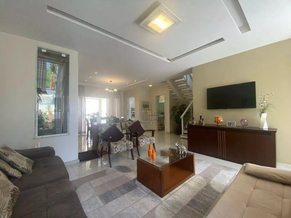 Casa, 2 quartos, 204 m² - Foto 2