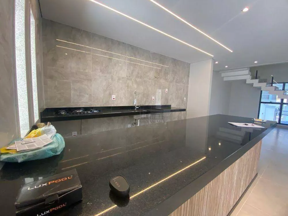 Casa, 3 quartos, 223 m² - Foto 4