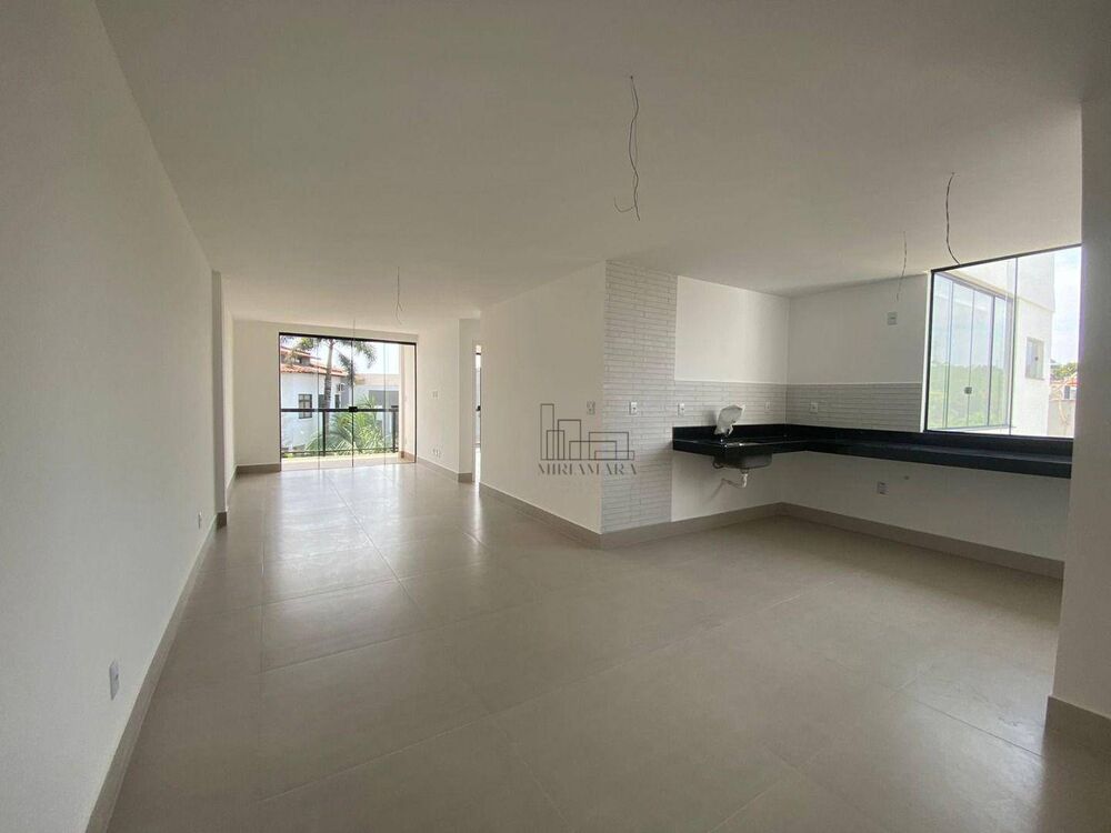 Apartamento à venda com 3 quartos, 99m² - Foto 1