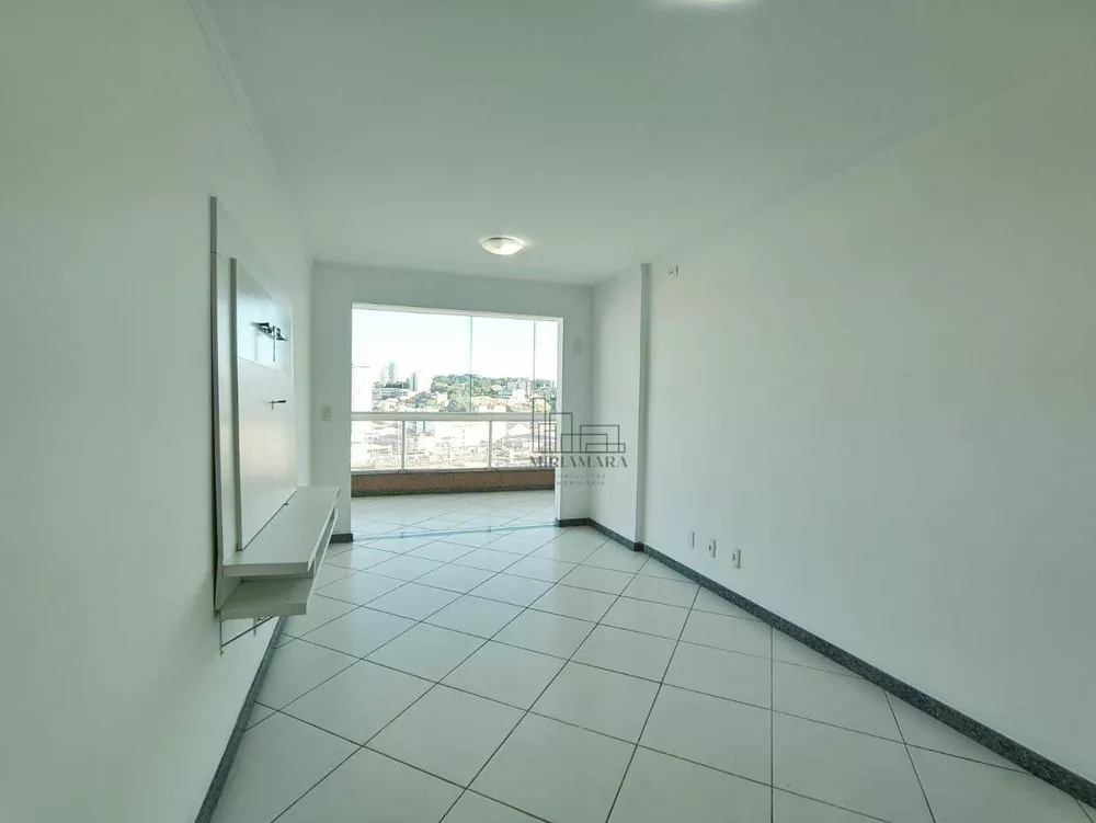 Apartamento, 3 quartos, 199 m² - Foto 2