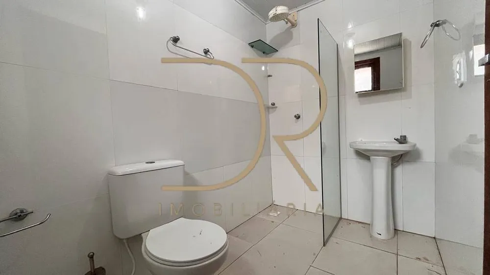 Casa, 3 quartos, 250 m² - Foto 2