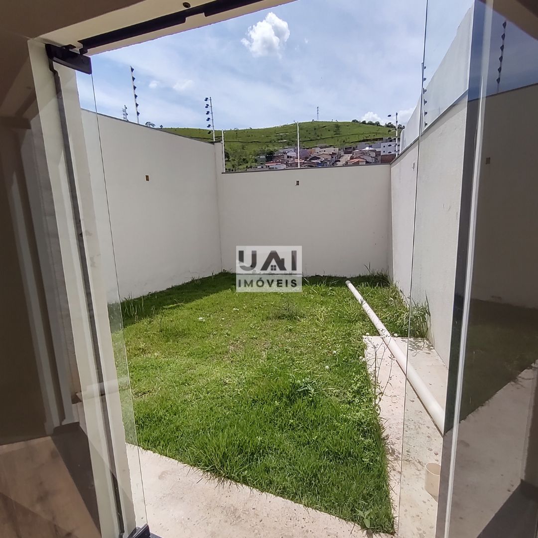 Sobrado à venda com 3 quartos, 120m² - Foto 4