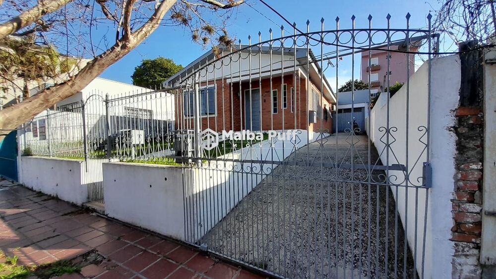 Casa à venda com 3 quartos, 98m² - Foto 2