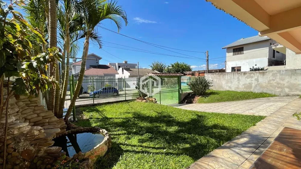 Casa à venda com 4 quartos, 198m² - Foto 4