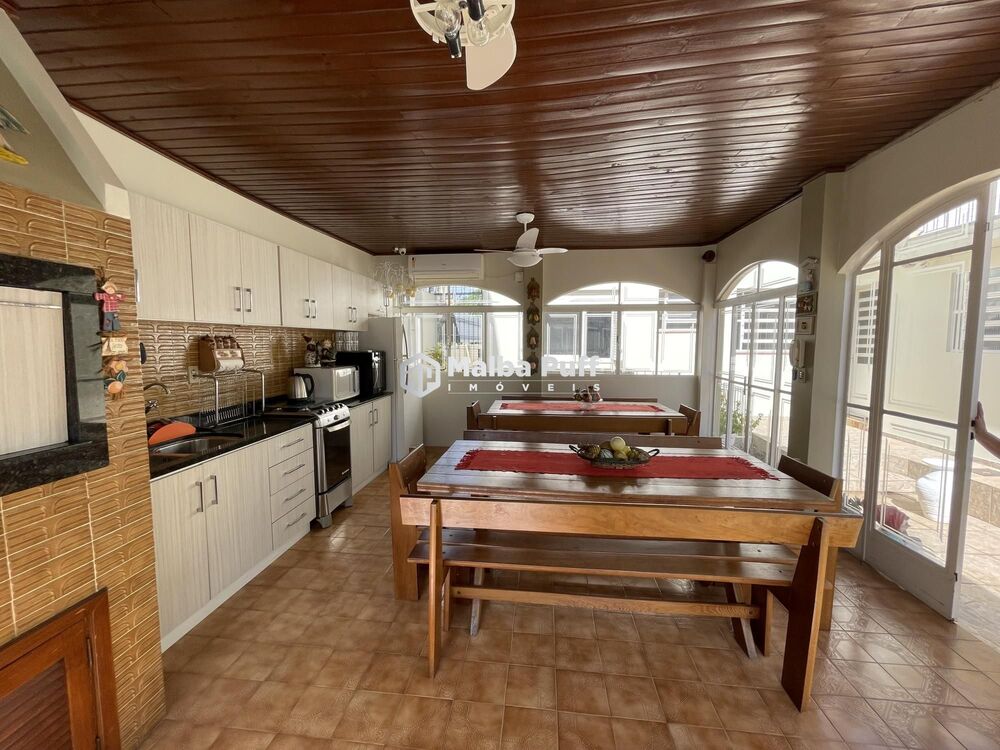 Casa, 3 quartos, 217 m² - Foto 11