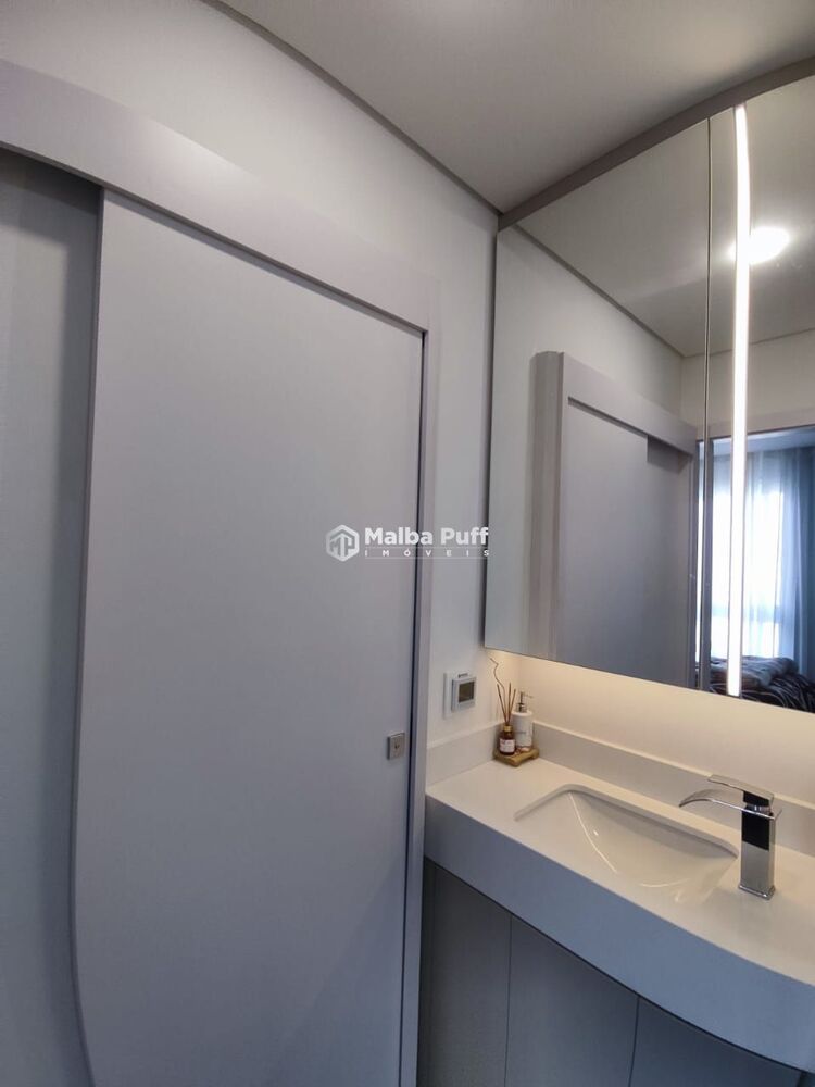 Apartamento à venda com 1 quarto, 39m² - Foto 11