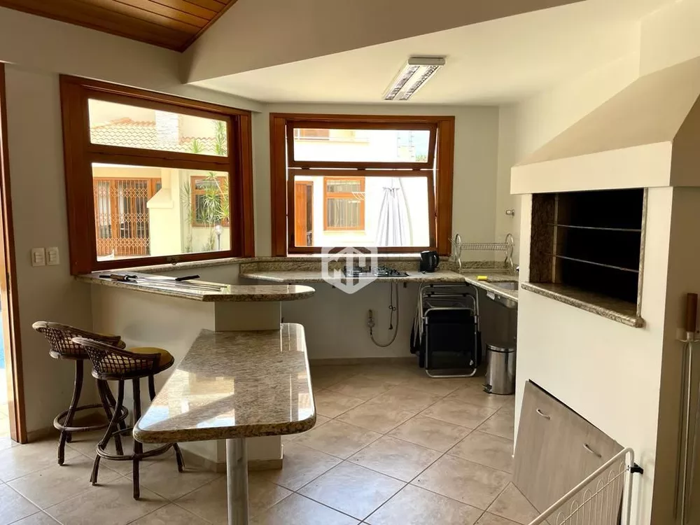 Casa à venda com 4 quartos, 339m² - Foto 31