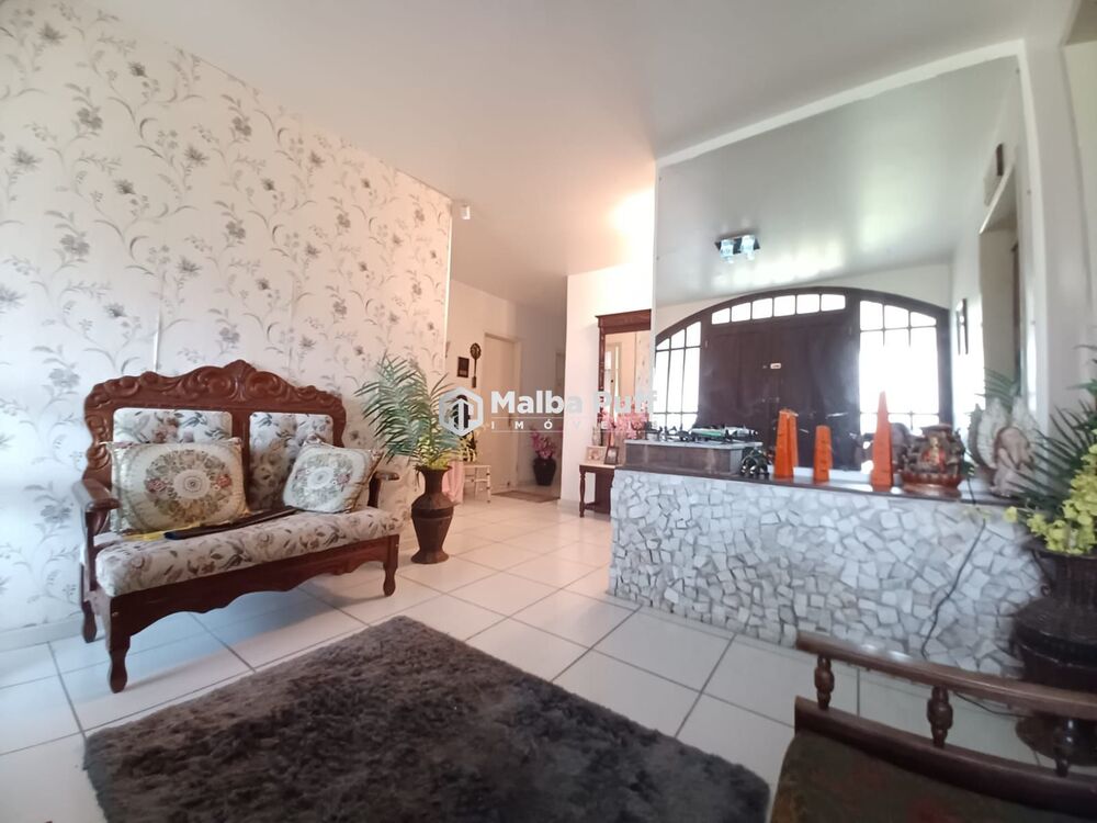 Casa à venda com 6 quartos, 400m² - Foto 5