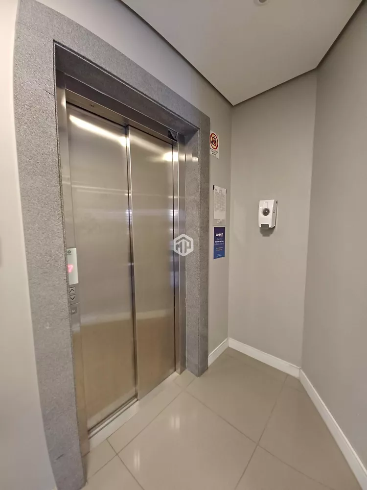 Apartamento à venda com 2 quartos, 80m² - Foto 4