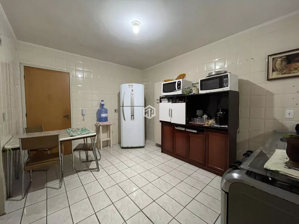 Apartamento à venda com 3 quartos, 101m² - Foto 4