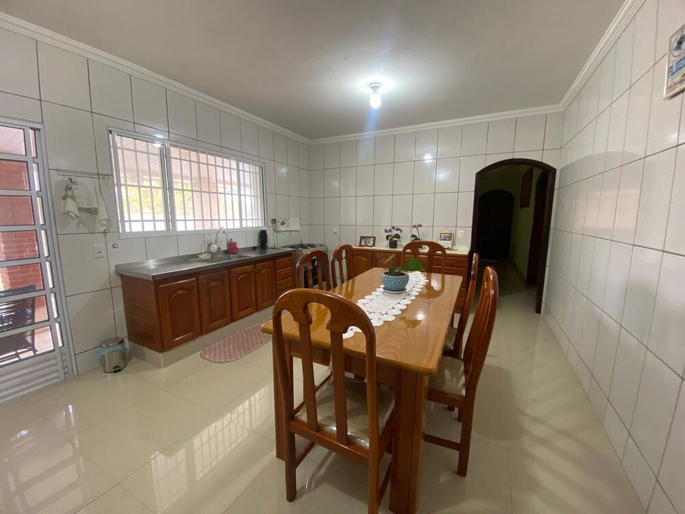 Chácara à venda com 2 quartos, 221m² - Foto 10