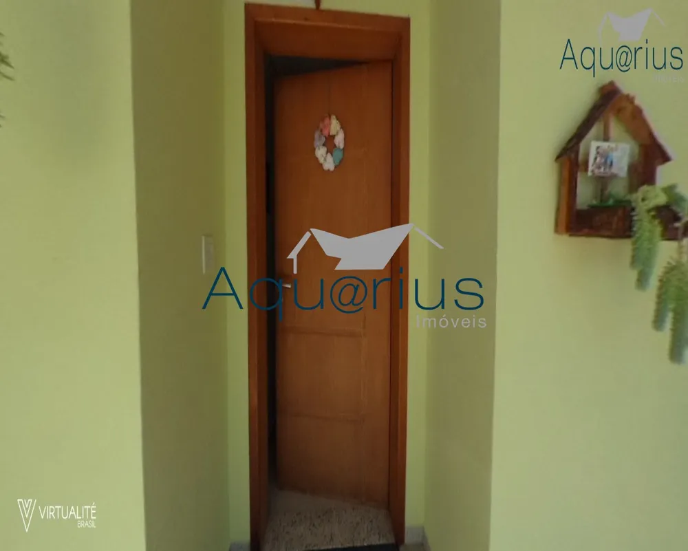 Casa, 4 quartos, 248 m² - Foto 1