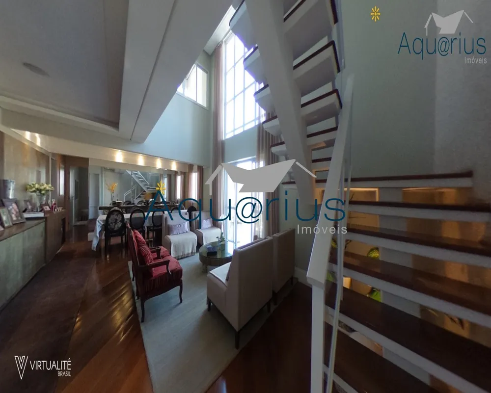 Cobertura, 3 quartos, 300 m² - Foto 1