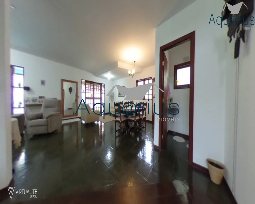 Casa, 3 quartos, 294 m² - Foto 2
