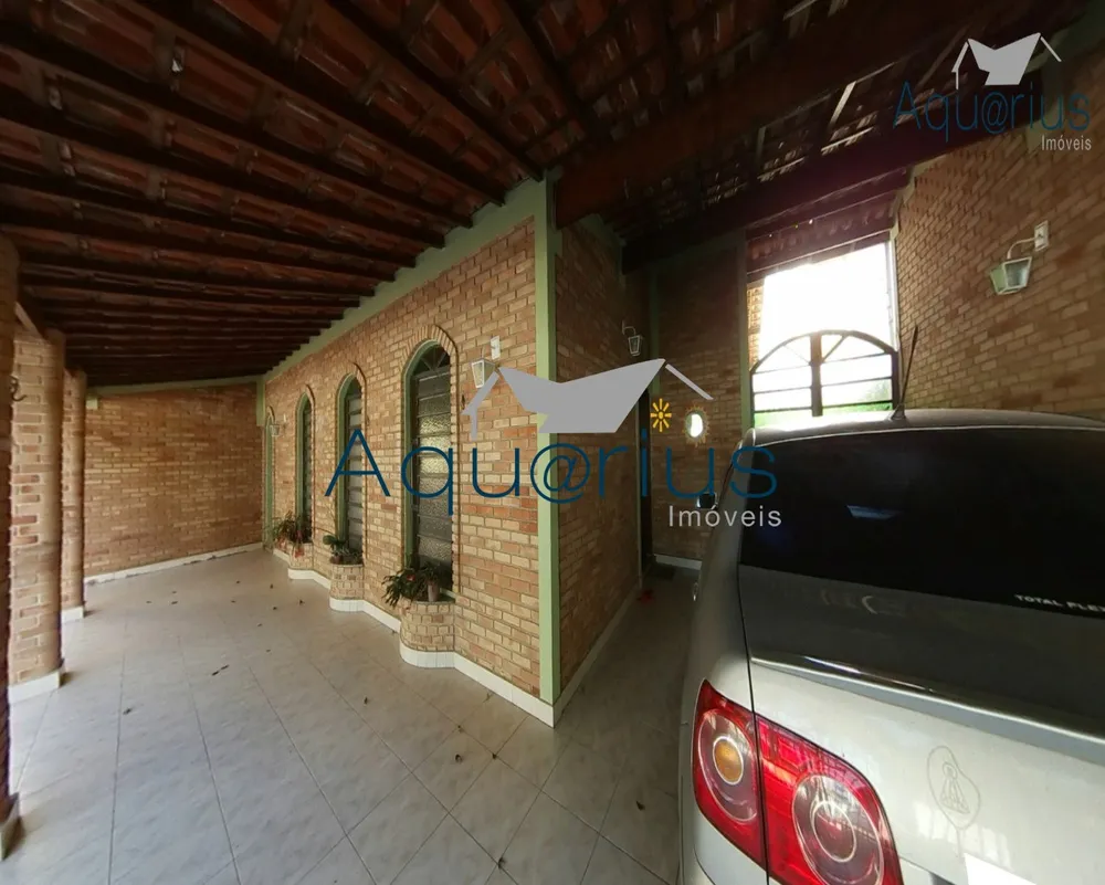 Casa, 4 quartos, 195 m² - Foto 2