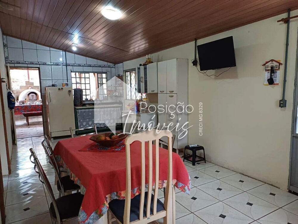 Casa à venda com 2 quartos, 150m² - Foto 8