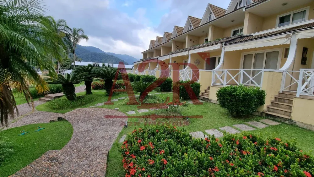 Casa, 4 quartos, 236 m² - Foto 1