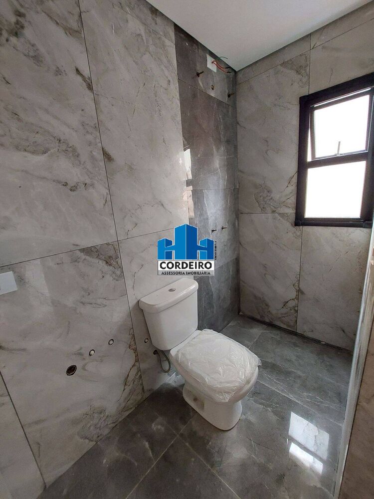 Casa, 3 quartos, 197 m² - Foto 1