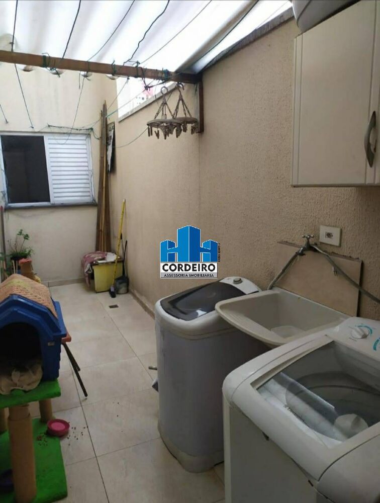 Apartamento à venda com 2 quartos, 61m² - Foto 4