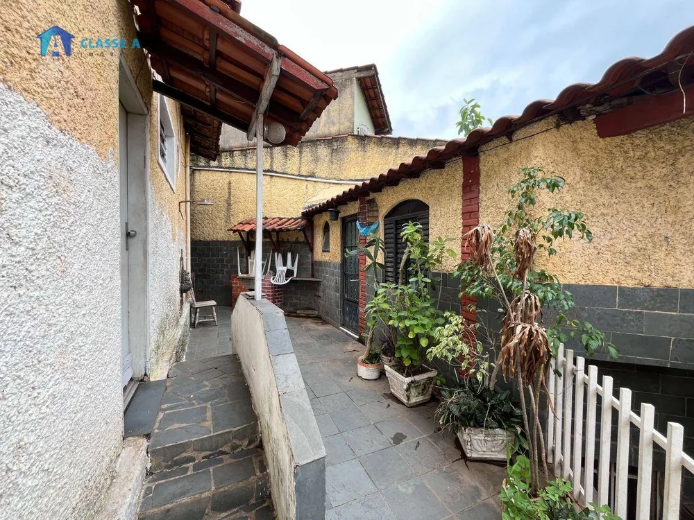 Casa, 3 quartos, 134 m² - Foto 1