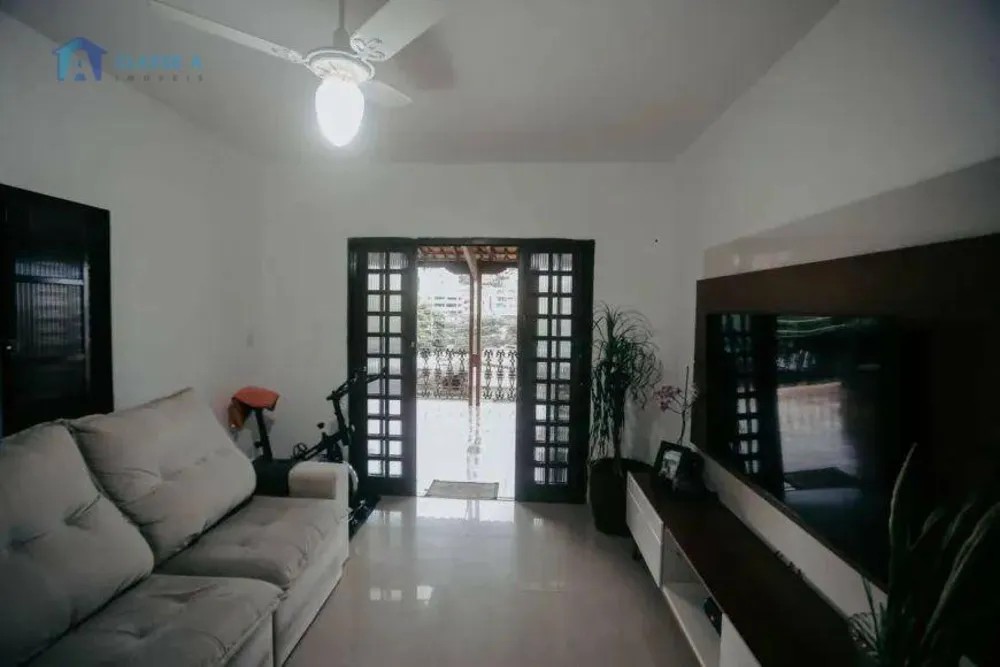 Casa, 7 quartos, 393 m² - Foto 1