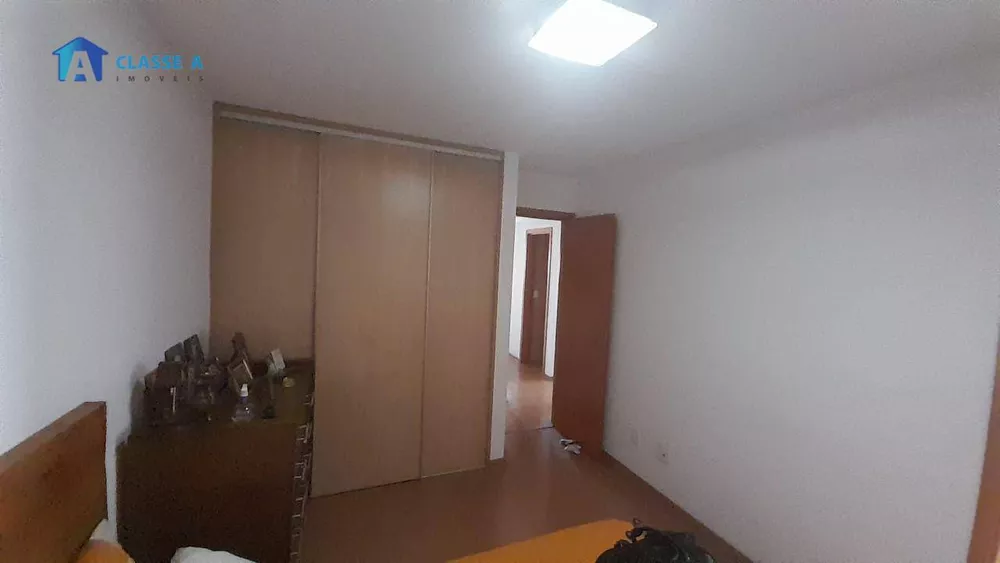 Apartamento à venda com 3 quartos, 147m² - Foto 3