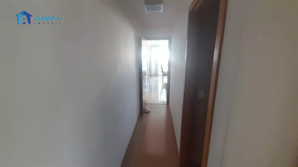 Apartamento à venda com 3 quartos, 147m² - Foto 9