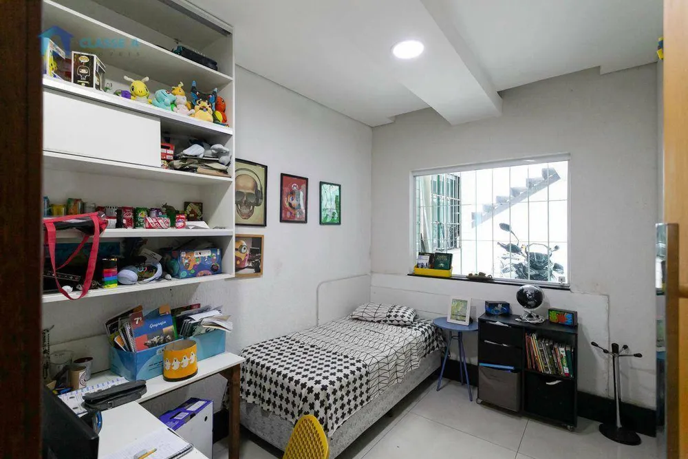 Casa, 4 quartos, 380 m² - Foto 9