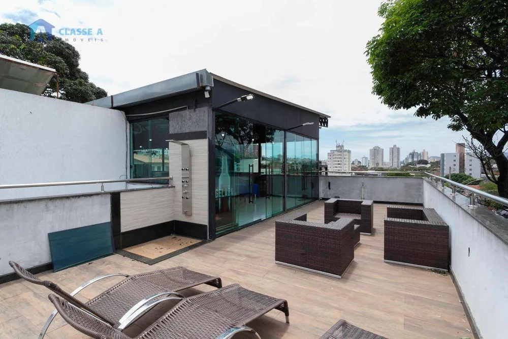 Casa, 4 quartos, 380 m² - Foto 1