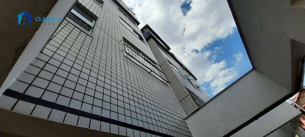 Cobertura, 3 quartos, 174 m² - Foto 2