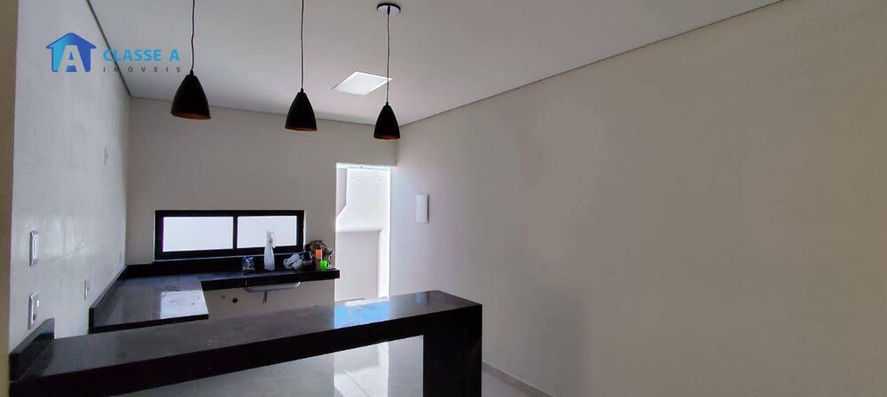 Casa, 3 quartos, 98 m² - Foto 1