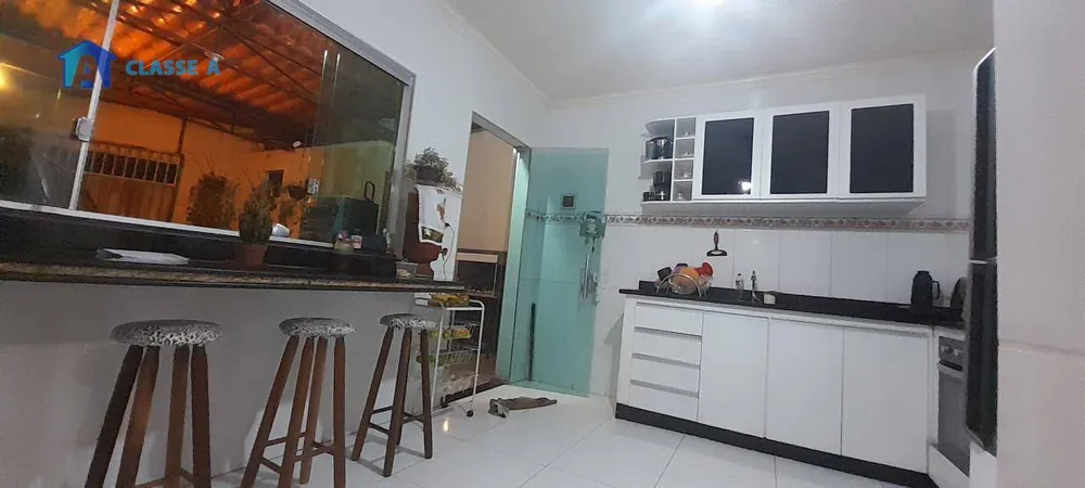 Casa, 4 quartos, 200 m² - Foto 5