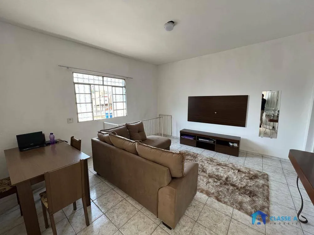 Casa, 5 quartos, 27 m² - Foto 2
