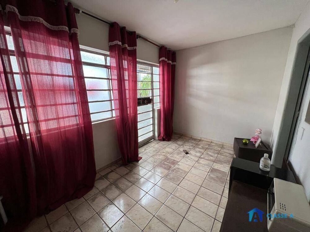 Casa, 5 quartos, 27 m² - Foto 2