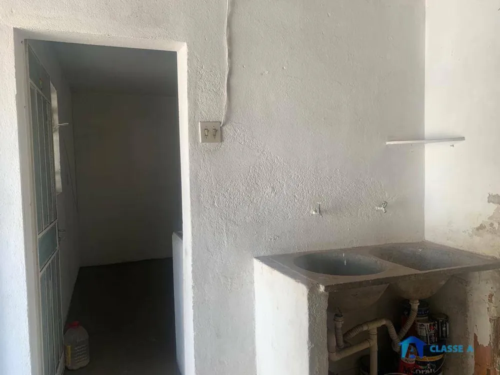 Casa, 5 quartos, 27 m² - Foto 8