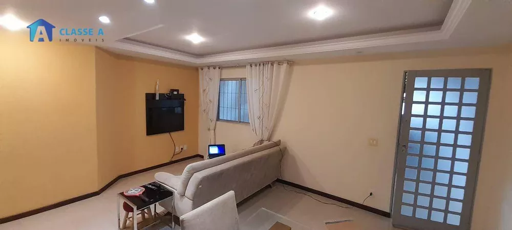 Casa à venda com 3 quartos, 130m² - Foto 2