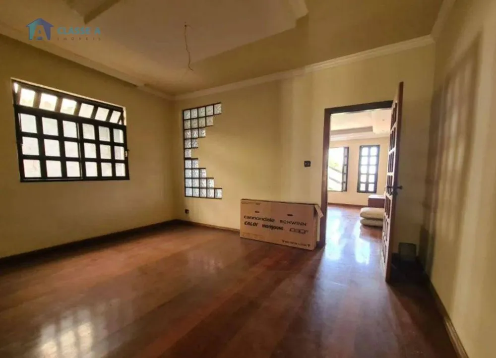 Casa, 4 quartos, 335 m² - Foto 9