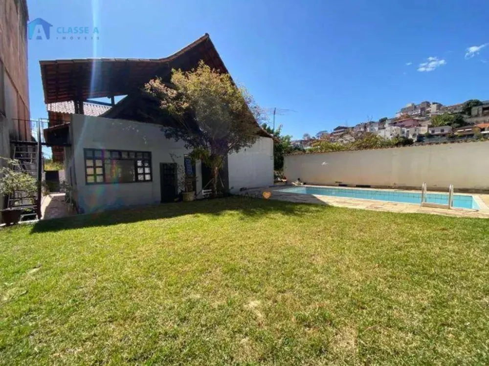 Casa, 4 quartos, 335 m² - Foto 2
