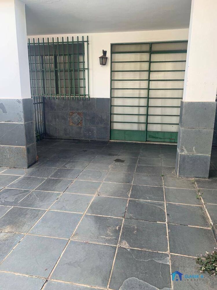 Casa, 6 quartos, 267 m² - Foto 5