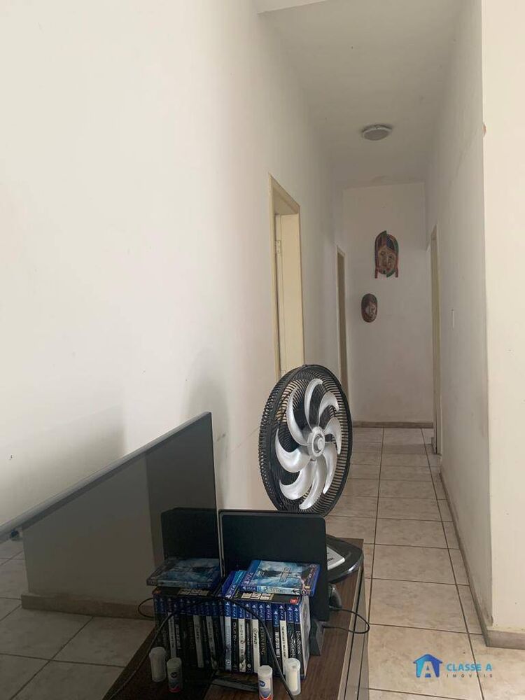 Casa, 6 quartos, 267 m² - Foto 2