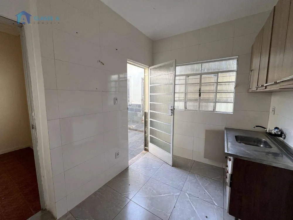 Casa, 4 quartos, 180 m² - Foto 6