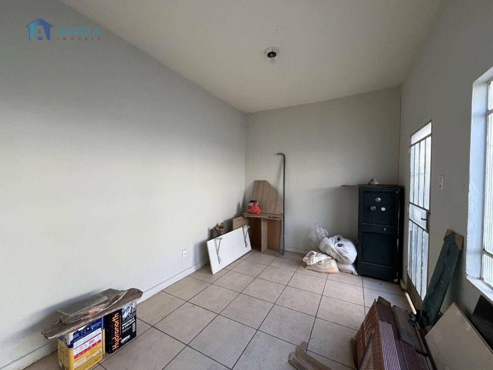 Casa, 4 quartos, 180 m² - Foto 3