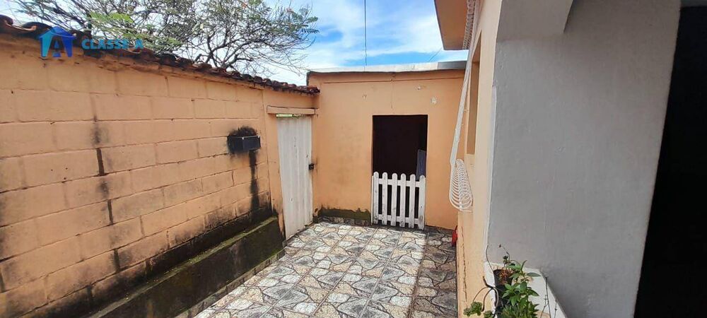 Casa, 6 quartos, 229 m² - Foto 5
