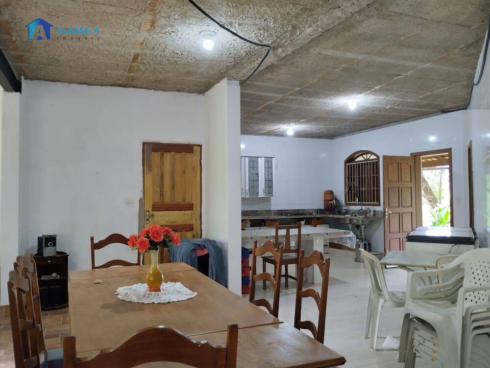 Chácara à venda com 3 quartos, 150m² - Foto 1